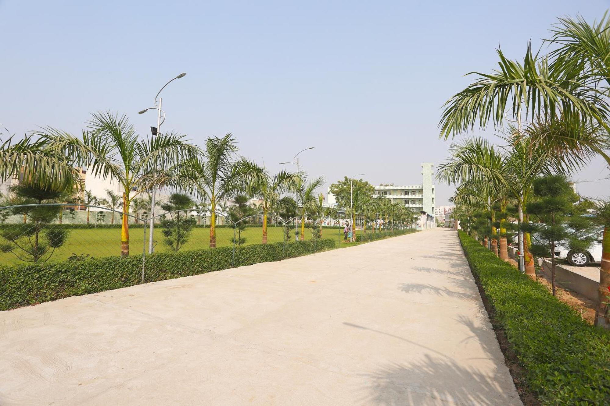 Hotel O Radhika Resort Kota  Luaran gambar