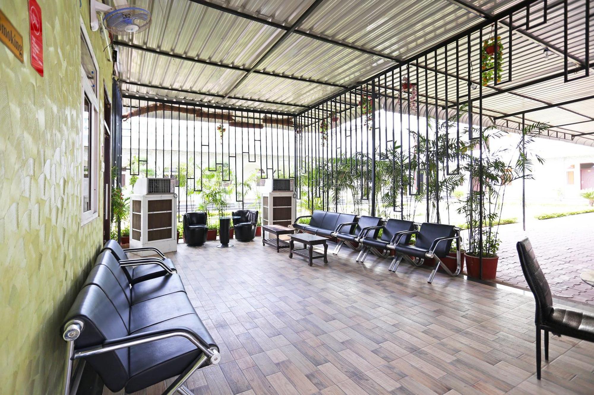 Hotel O Radhika Resort Kota  Luaran gambar