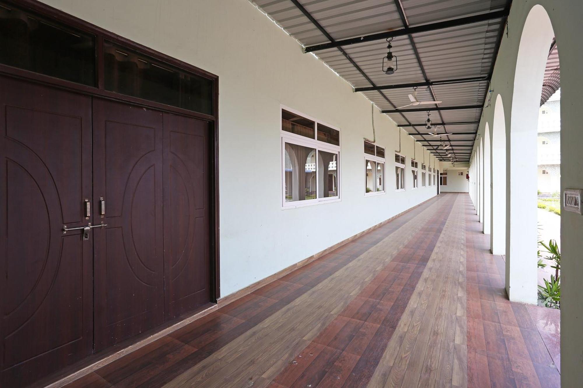 Hotel O Radhika Resort Kota  Luaran gambar